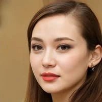 Chị Linh